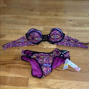 BRAND NEW Patterned Bikini